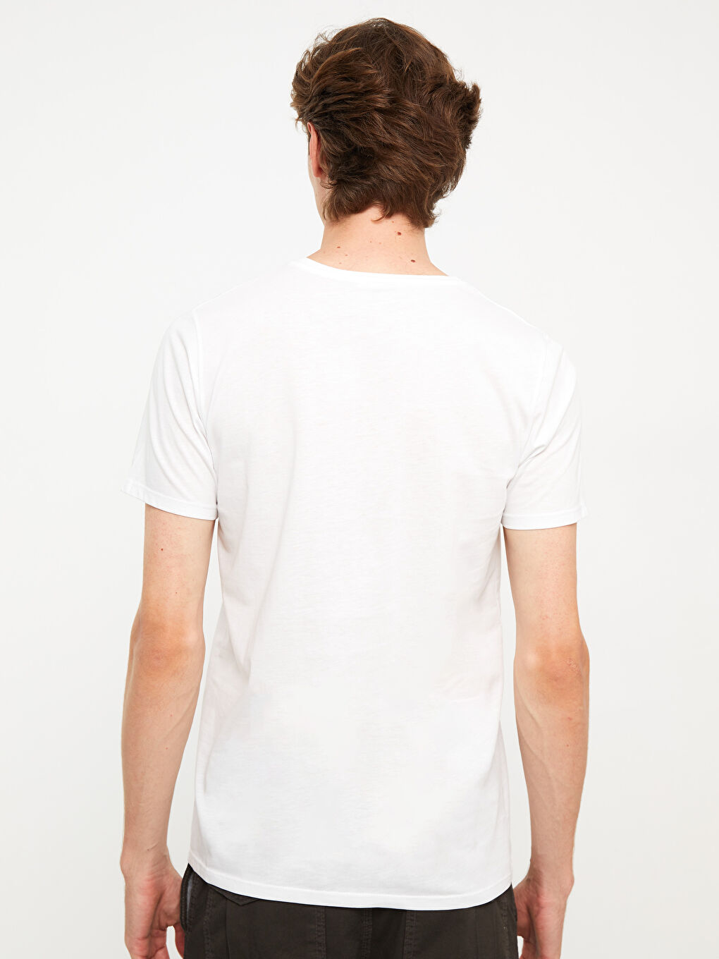 Beyaz Bisiklet Yaka Kısa Kollu Baskılı Erkek Tişört-4