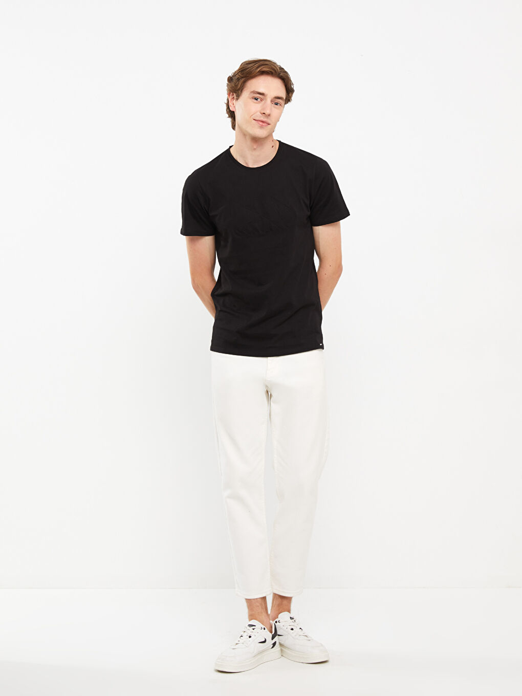 Siyah Bisiklet Yaka Kısa Kollu Baskılı Erkek Tişört-2