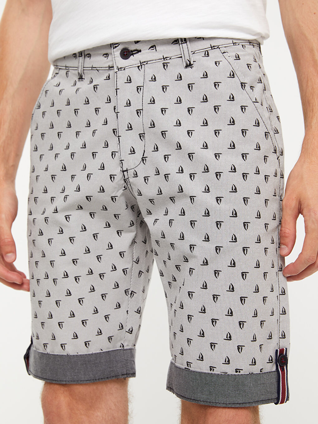 Siyah Standart Kalıp Erkek Bermuda Şort-4