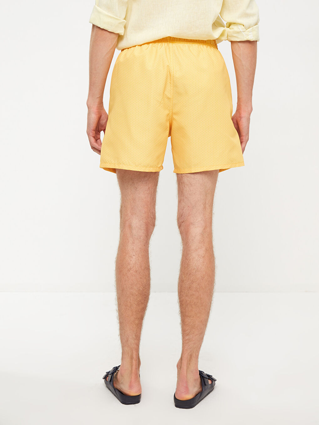 Sarı Kısa Boy Desenli Erkek Deniz Şortu-3