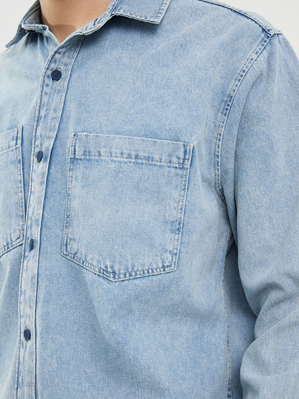 Relaxed Fit Long Sleeve Men's Denim Shirt-3