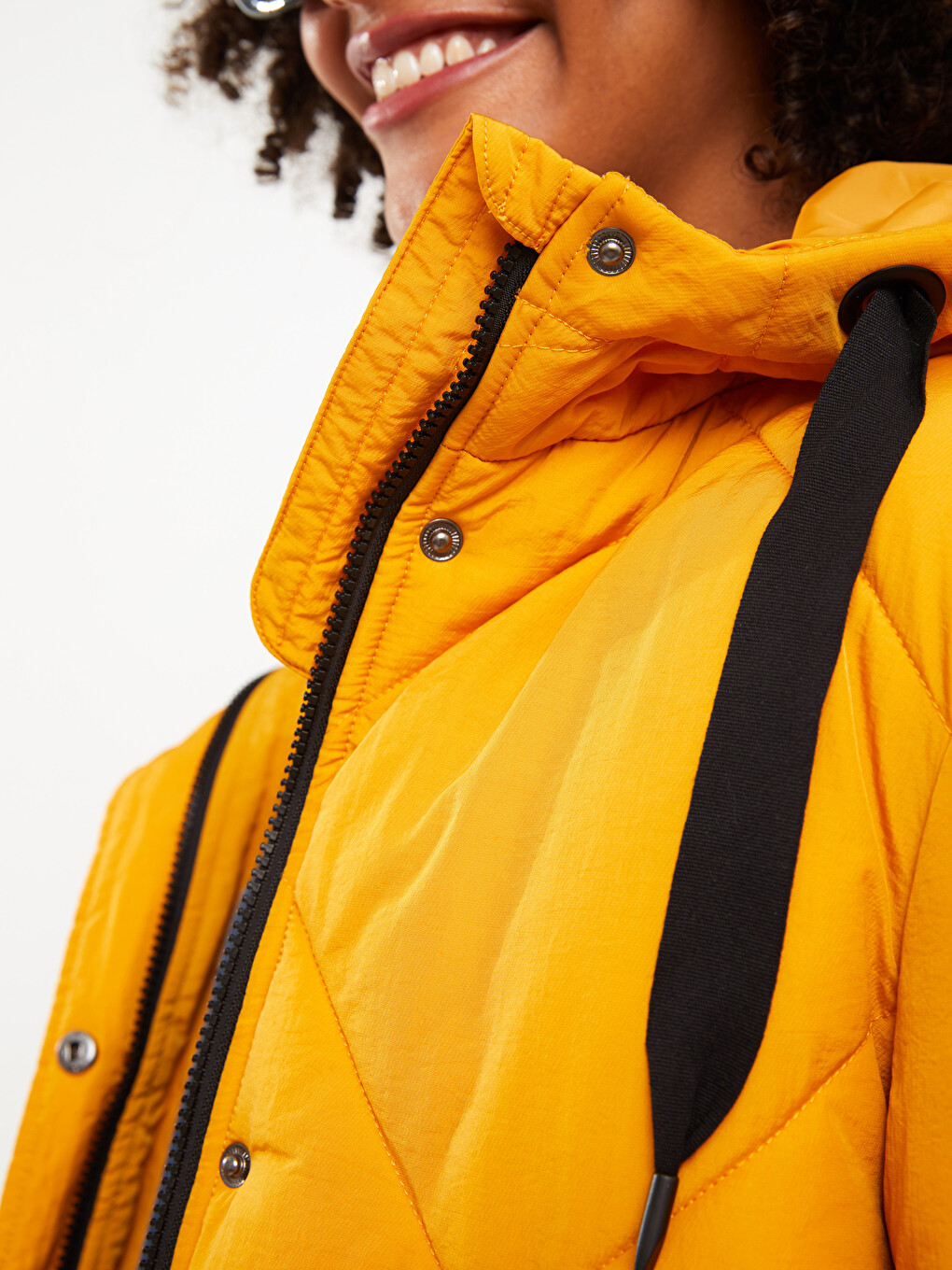 Hooded Plain Pocket Detailed Long Sleeve Thick Women's Down Jacket-3