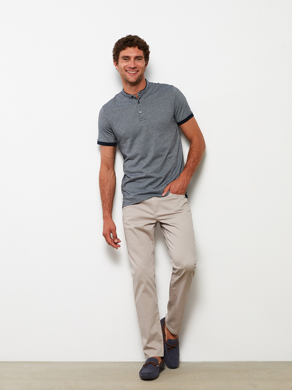 Pantaloni Slim Fit Din Țesătură Dobby Pentru Bărbați