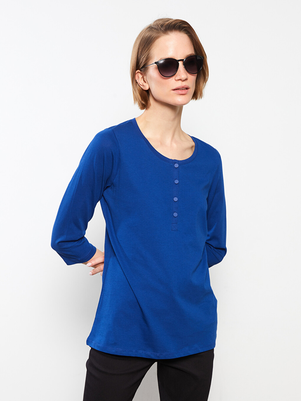 Crew Neck Plain Cotton Women's Blouse-1