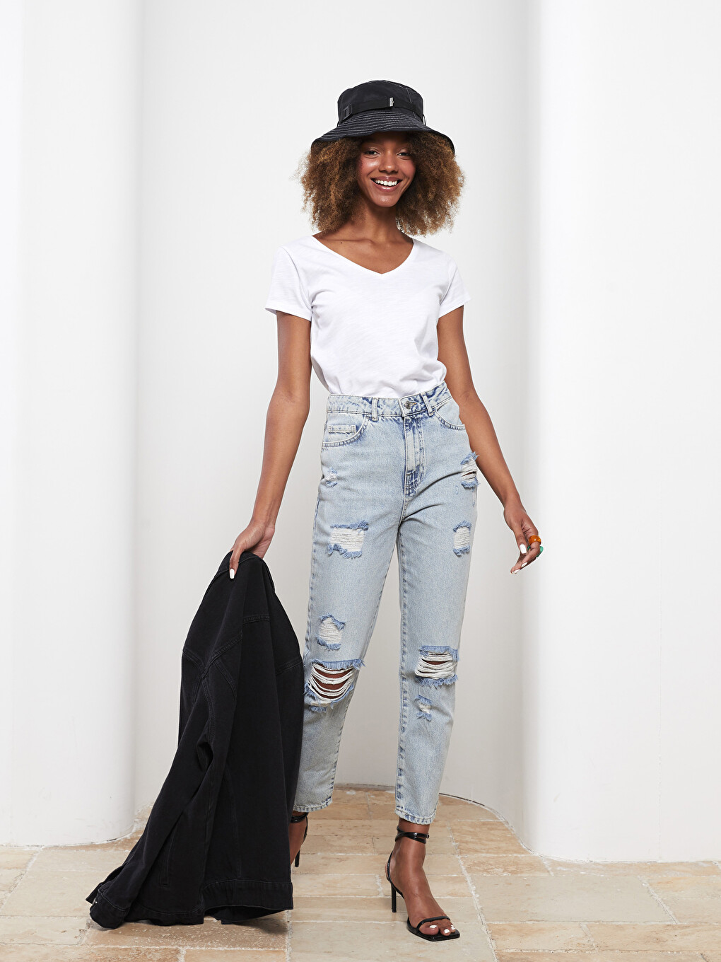V Neck Straight Short Sleeve Cotton Women's T-shirt-2