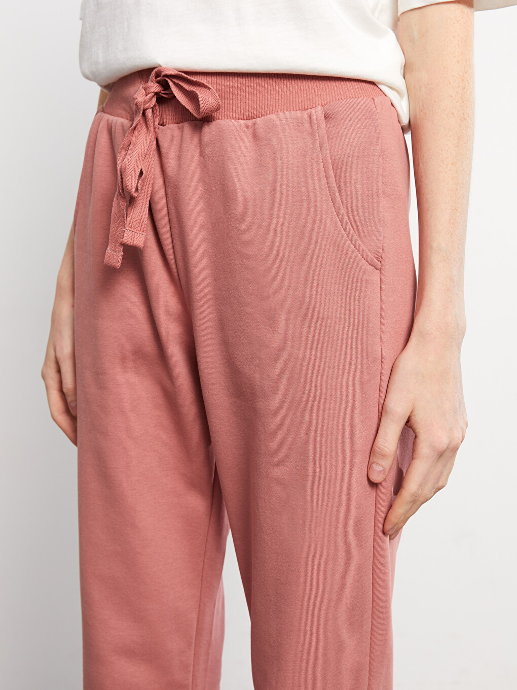 Elastic Waist Regular Pocket Detailed Women's Jogger Sweatpants-2