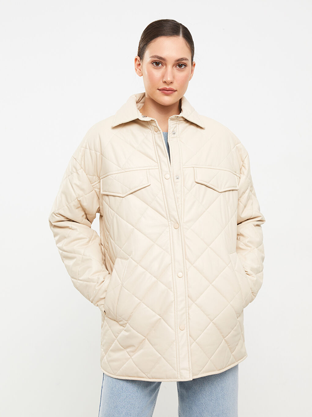 Ekru Gömlek Yaka Kapitone Uzun Kollu Kadın Deri Görünümlü Mont-2