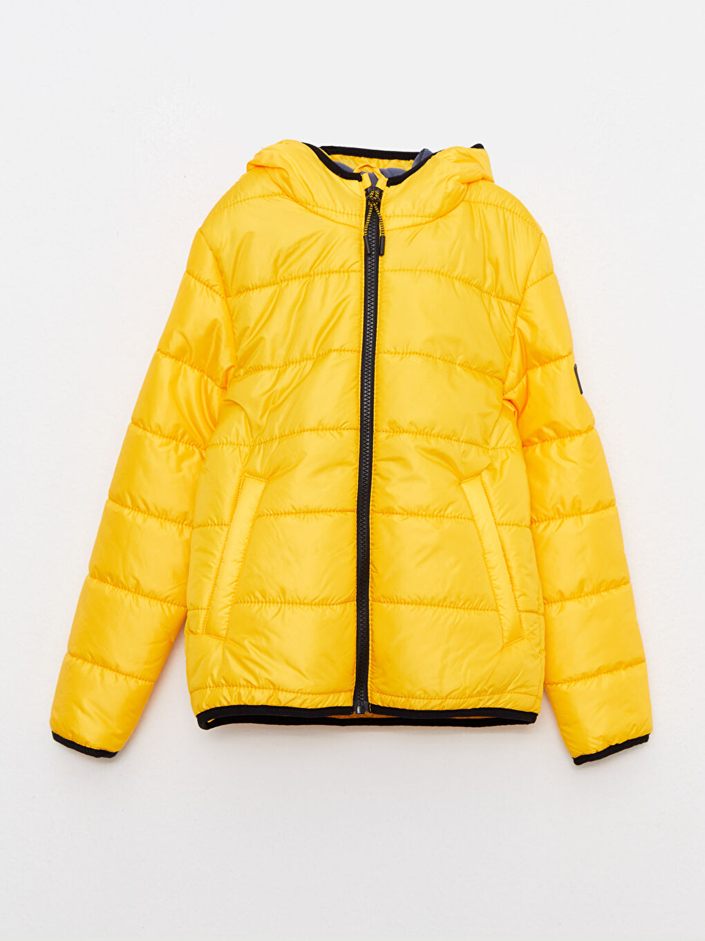 LC Waikiki Hooded Basic Boy Puffer -W20030Z4-FKJ
