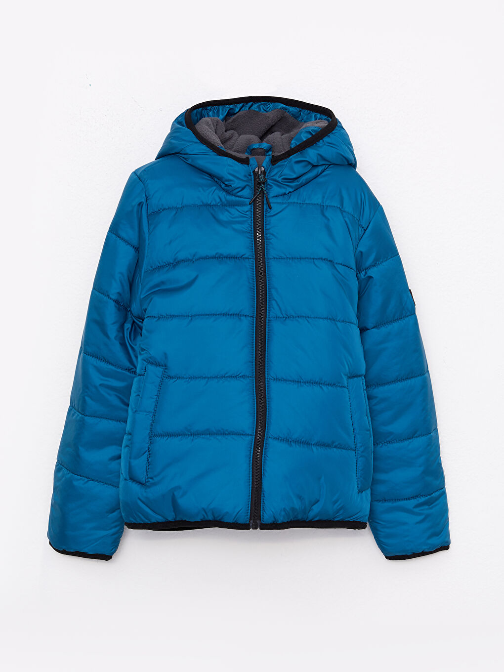 Базовый пуховик с капюшоном для мальчика-4