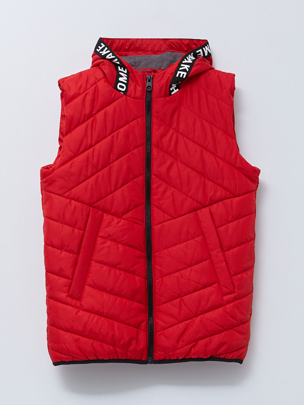 Kırmızı Kapüşonlu Baskılı Erkek Çocuk Şişme Yelek