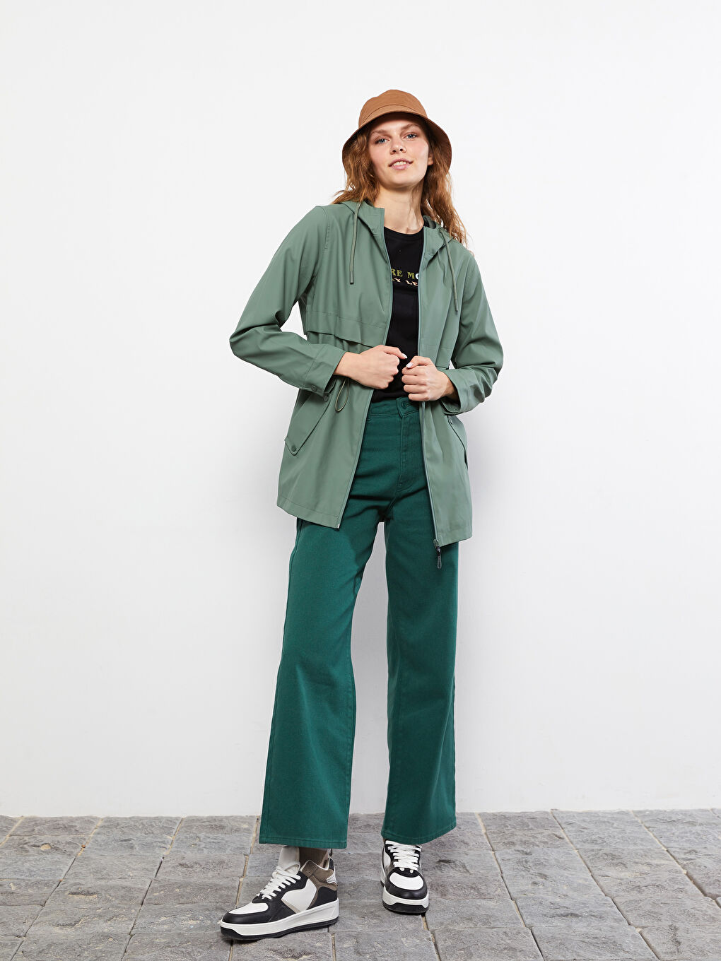 Impermeabil Simplu cu Glugă pentru Femei