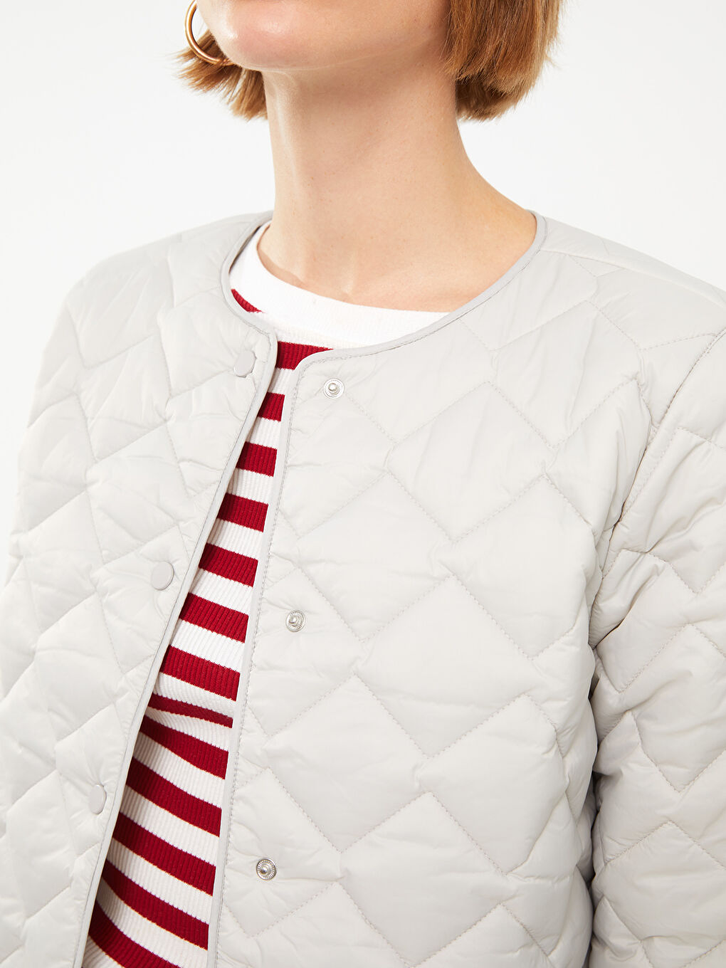 Crew Neck Quilted Patterned Long Sleeve Women's Down Jacket-3