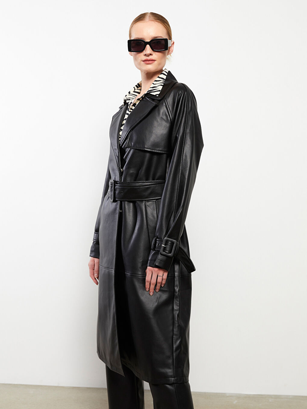 Jacket Neck Women's Faux Leather Coat-1