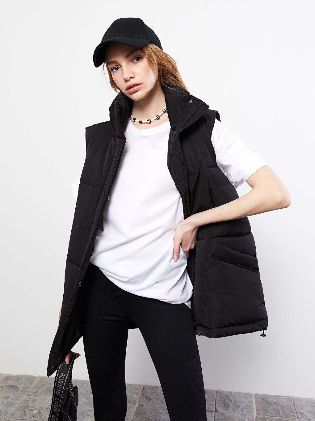 Women's Funnel Neck Plain Puffer Gilet