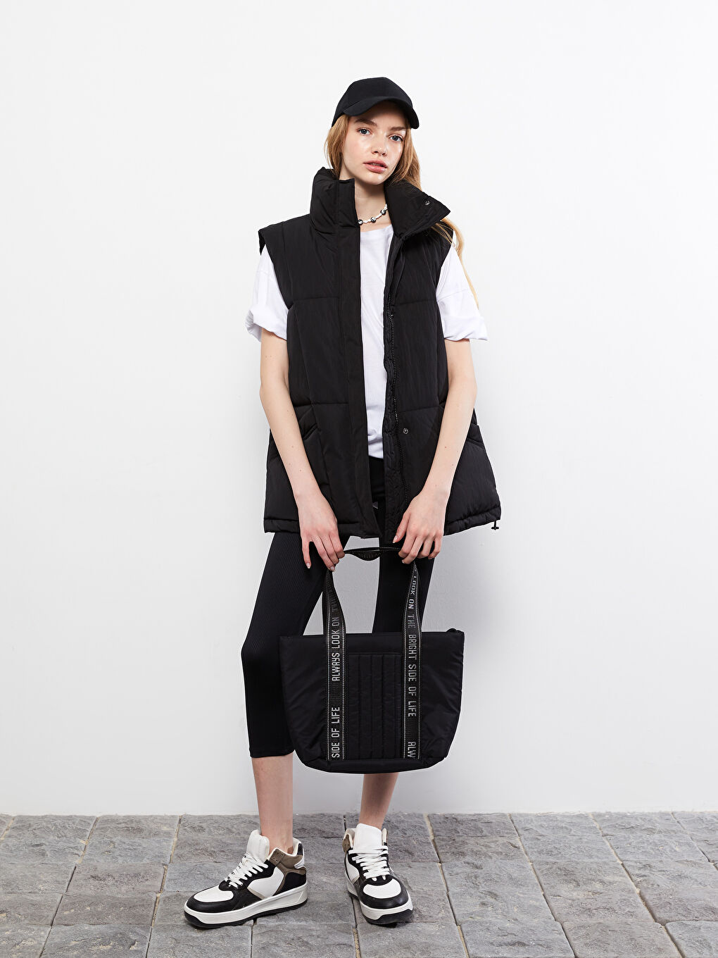 Women's Funnel Neck Plain Puffer Gilet-2