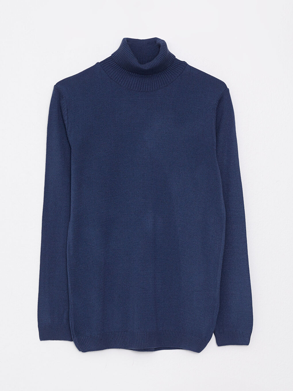 بلوفر تريكو ياقة هاي نيك كم طويل للرجال