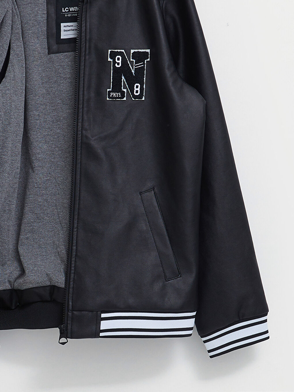 Siyah Kolej Yaka Nakışlı Deri Görünümlü Erkek Çocuk Mont-2