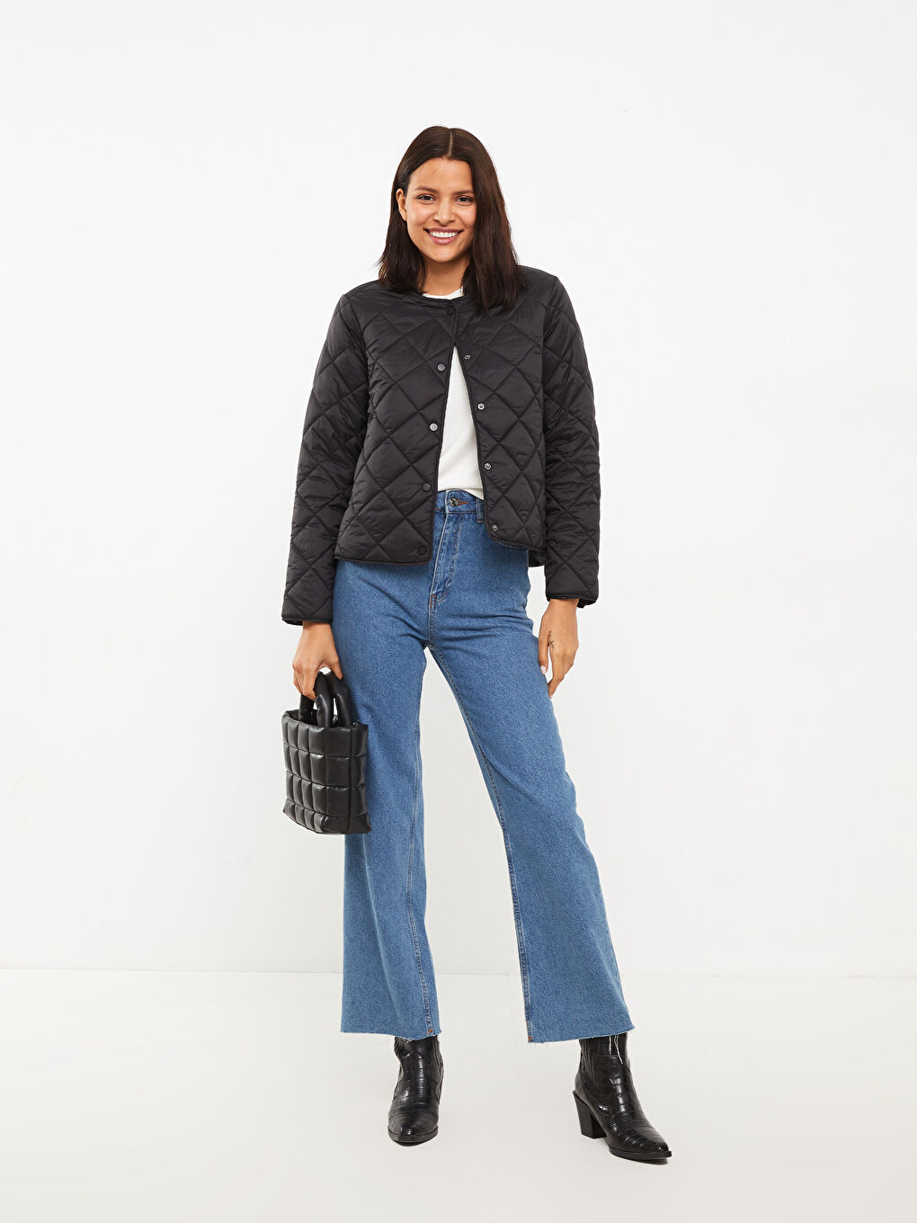 Siyah Bisiklet Yaka Kapitone Desenli Uzun Kollu Kadın Şişme Mont