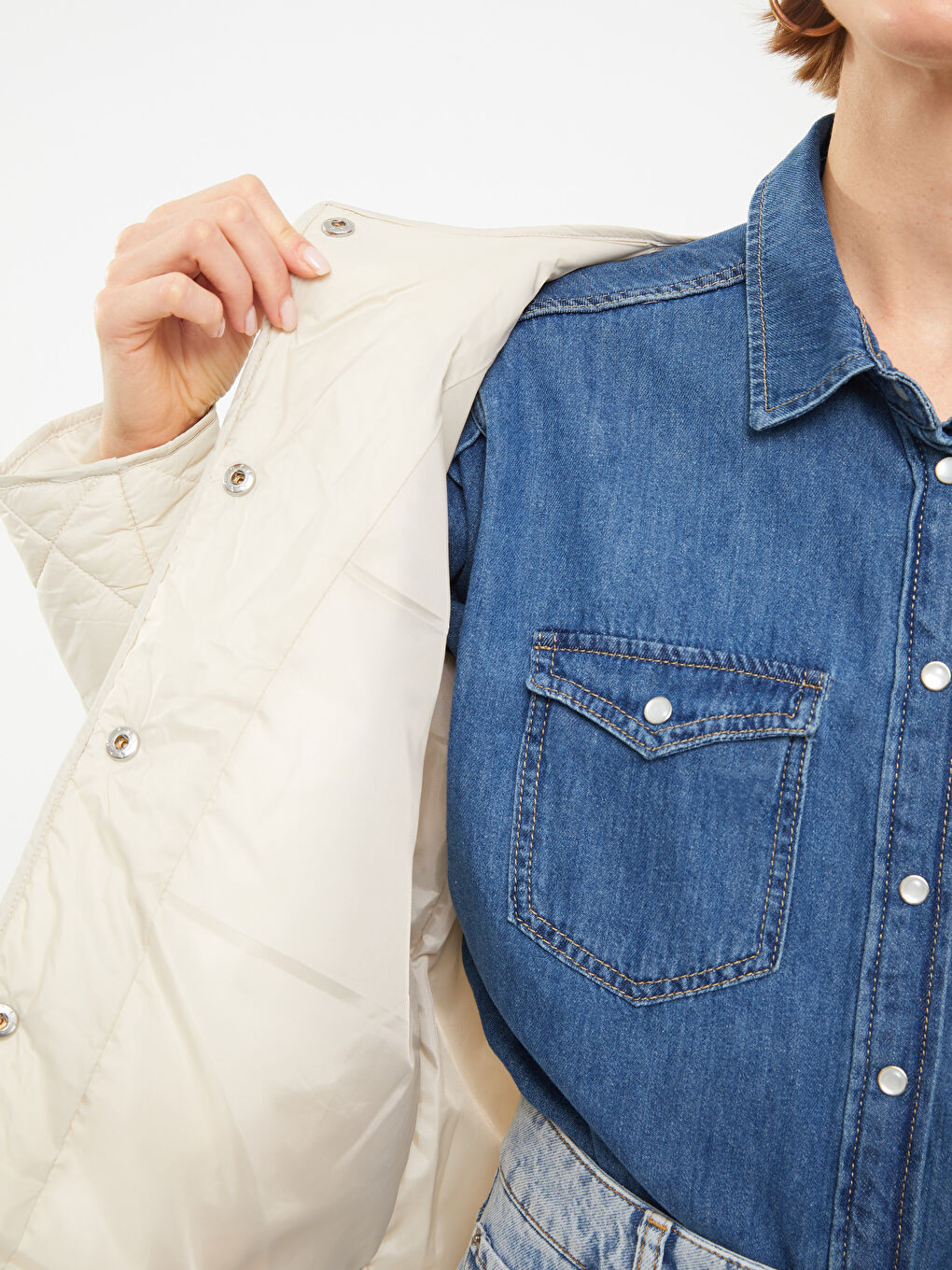 Bej Bisiklet Yaka Kapitone Desenli Uzun Kollu Kadın Şişme Mont-5