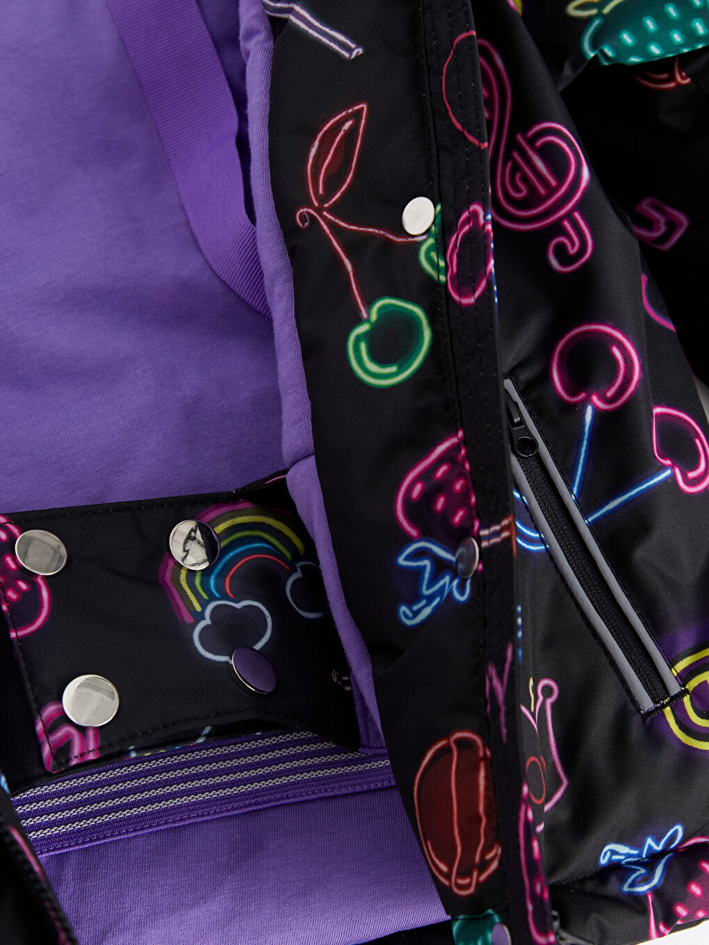 Siyah Kapüşonlu Uzun Kollu Baskılı Kız Bebek Kayak Montu-1