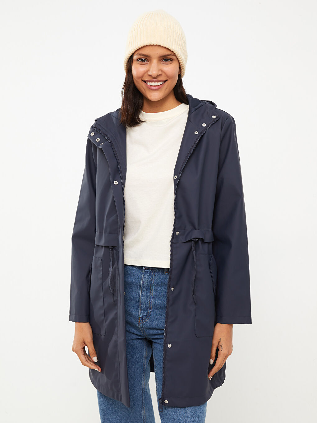 Lacivert Kadın Kapüşonlu Düz Yağmurluk-1