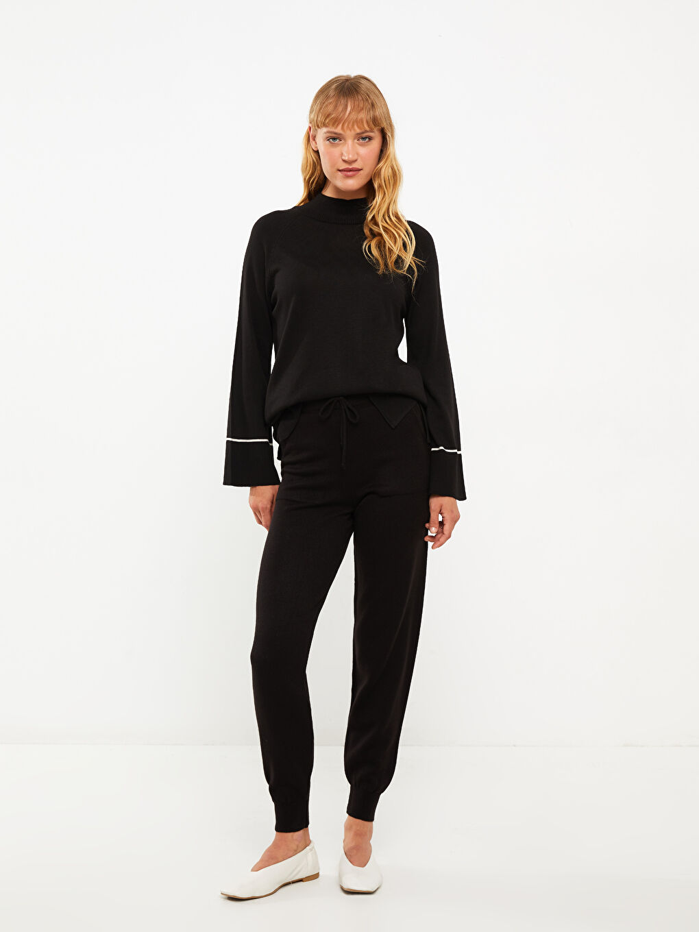 әйелдерге арналған белі резеңкелі, түзу, қалталы джоггер трикотаж шалбар