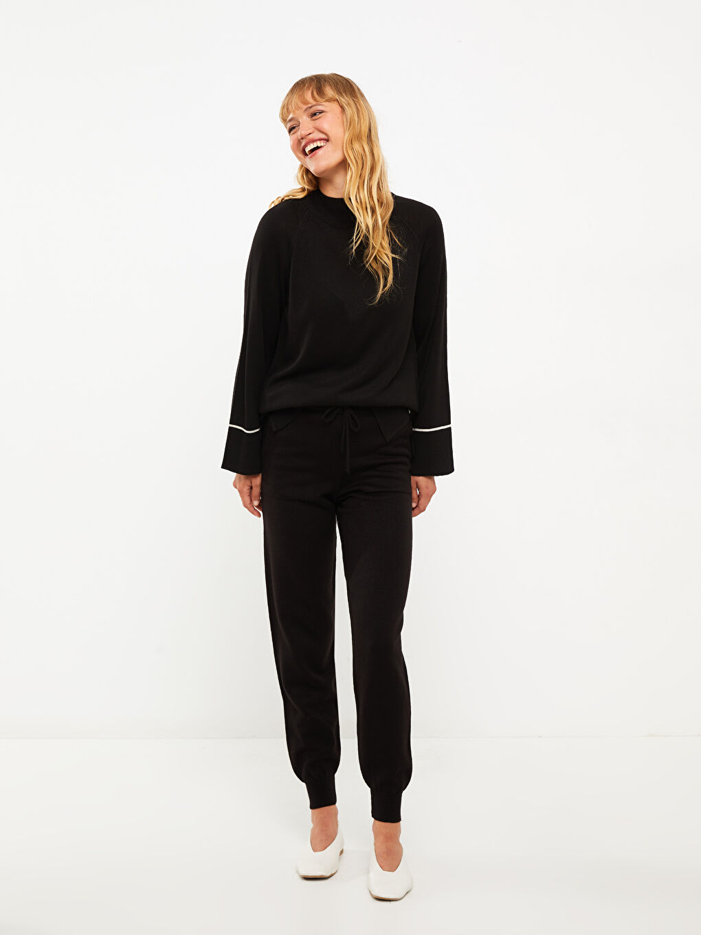 әйелдерге арналған белі резеңкелі, түзу, қалталы джоггер трикотаж шалбар-1