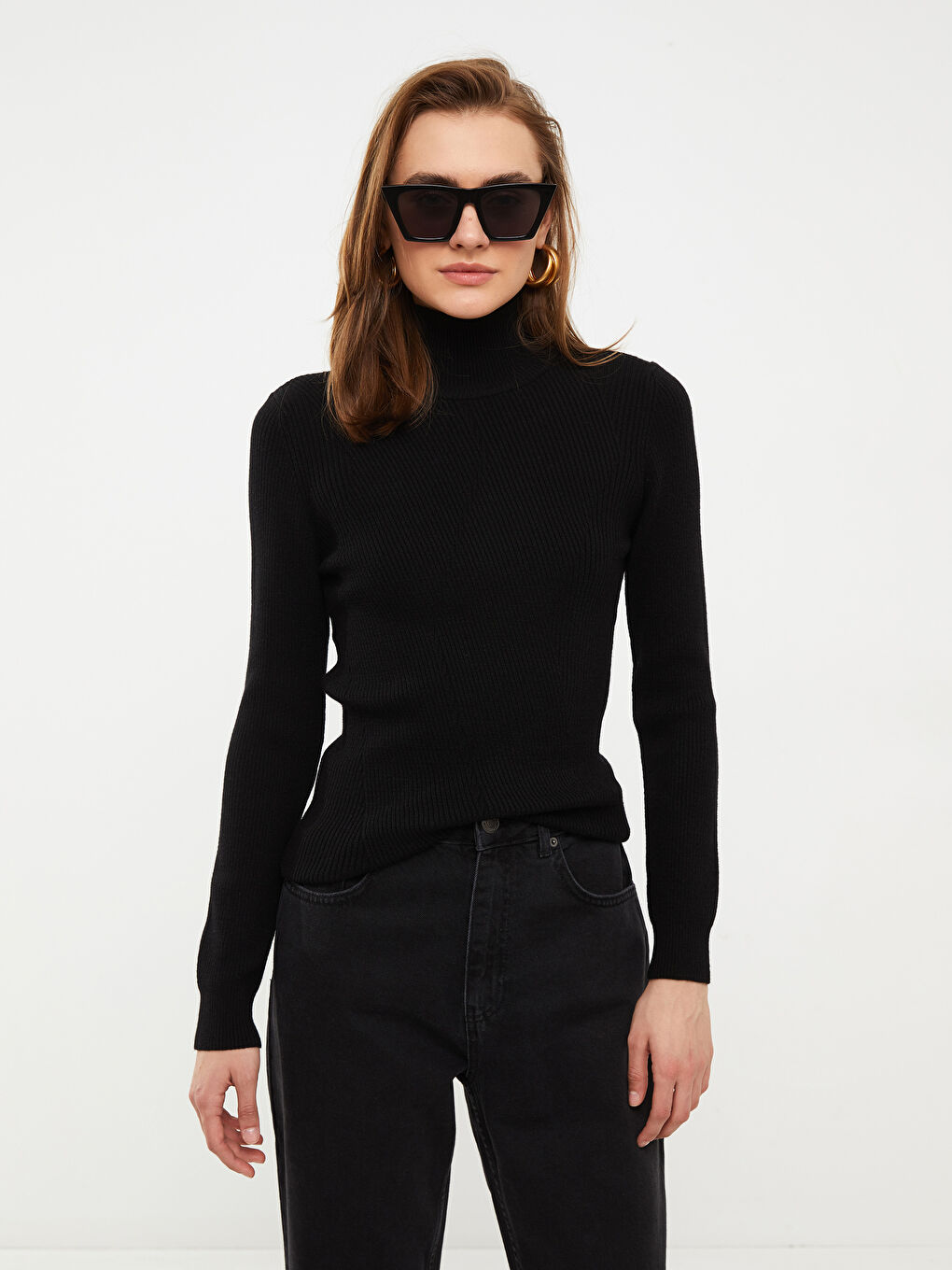 Siyah Yarım Balıkçı Yaka Kadın Triko Kazak