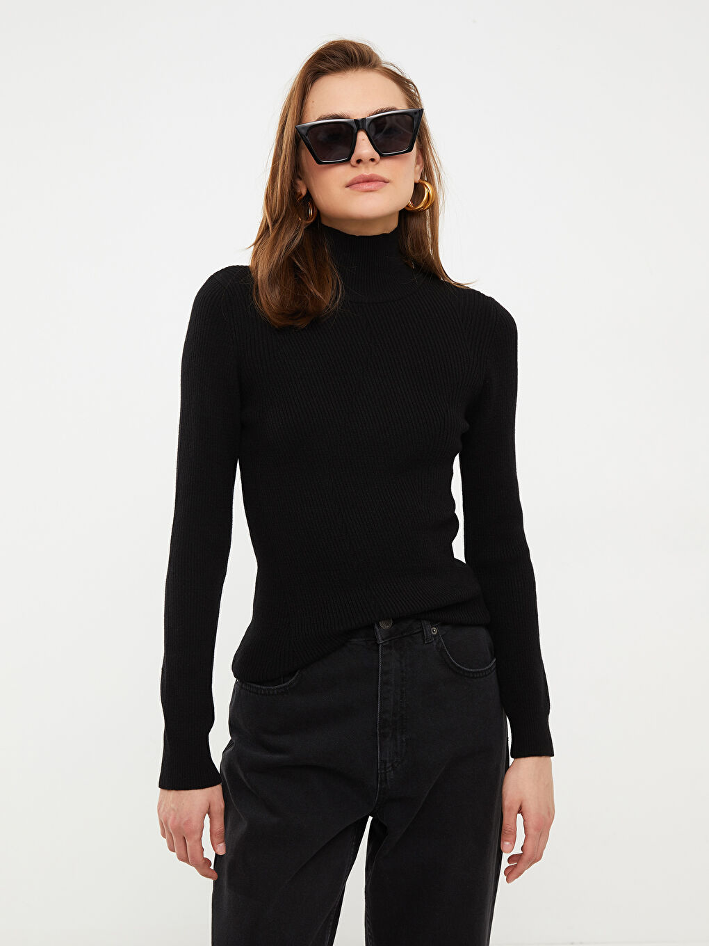 Siyah Yarım Balıkçı Yaka Kadın Triko Kazak-2
