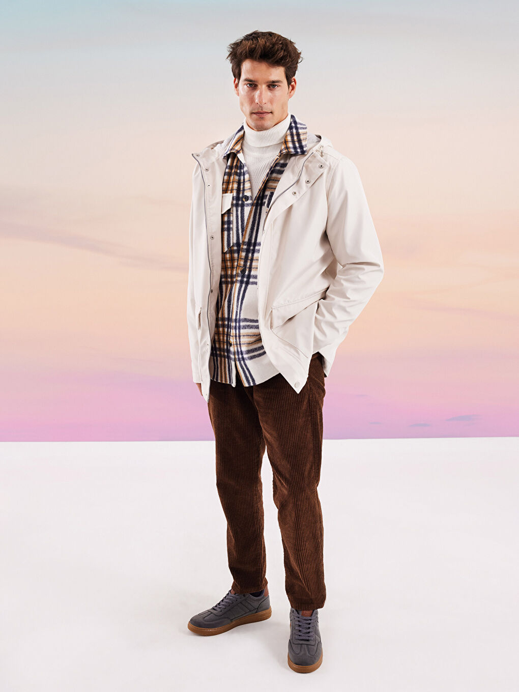 Bej Slim Fit Kapüşonlu Erkek Mont-2