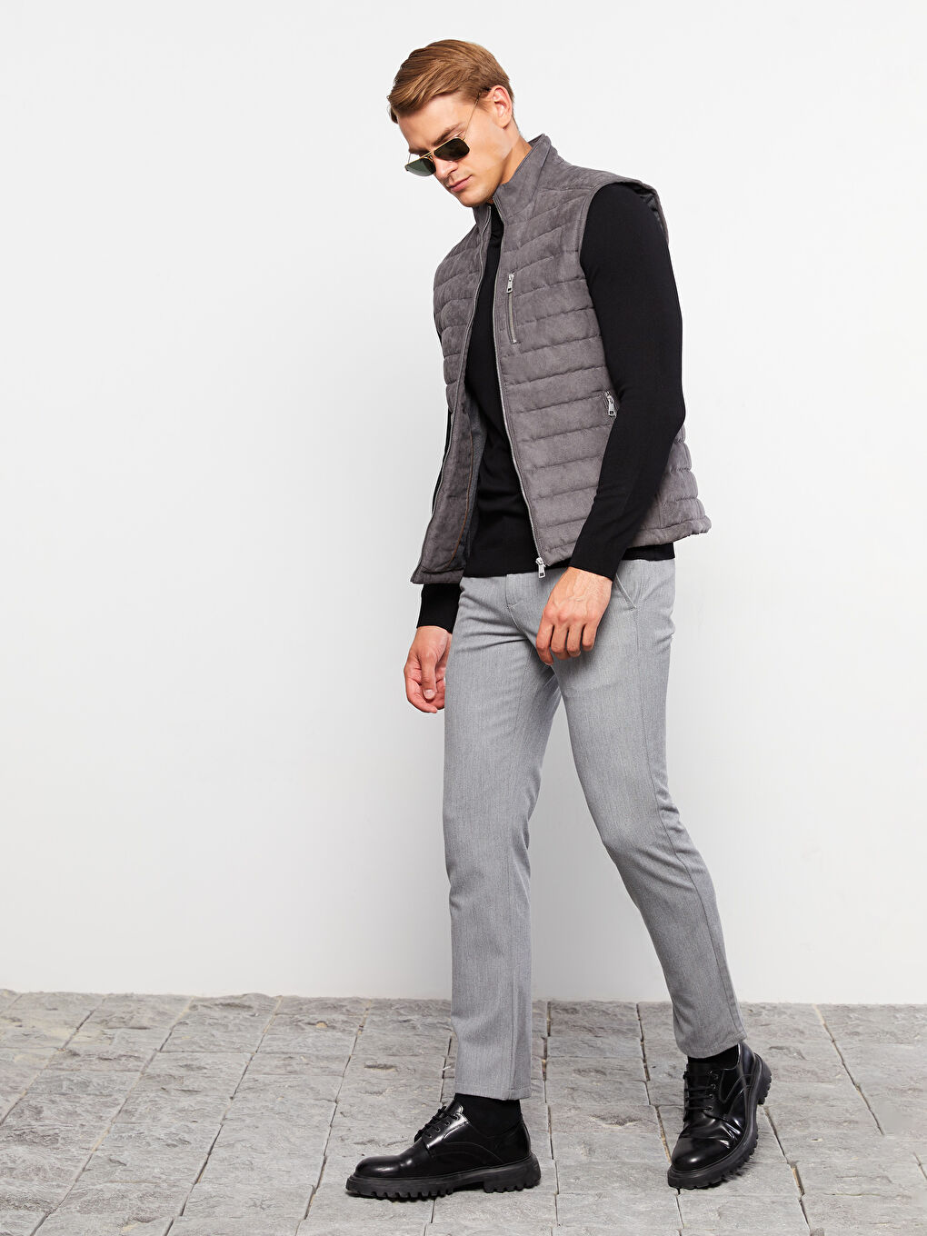 Gri Slim Fit Dik Yaka Süet Erkek Yelek-1