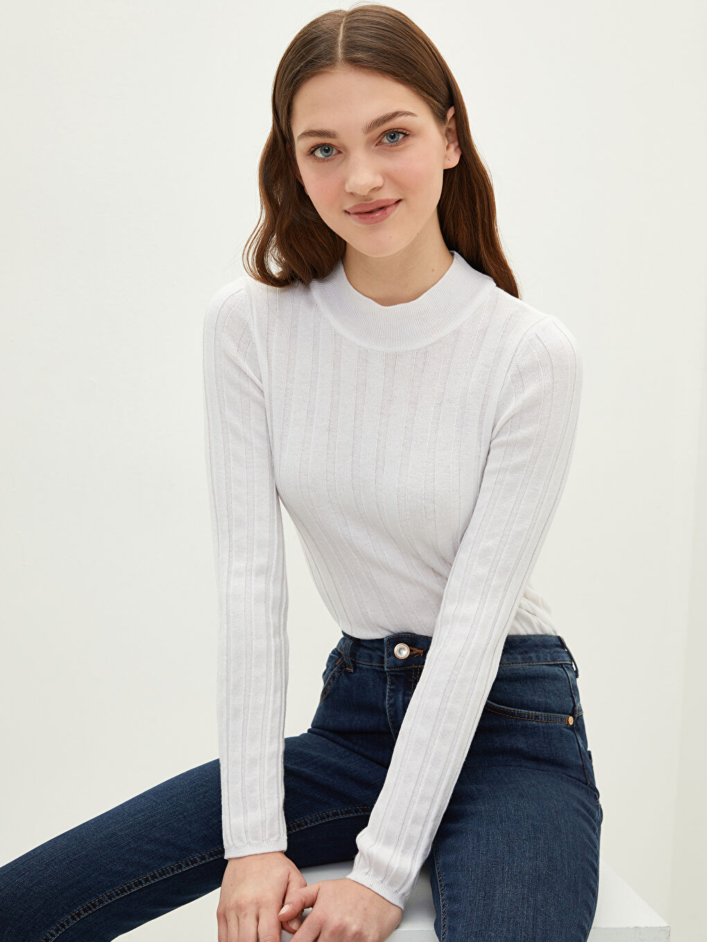 Ekru Yarım Balıkçı Yaka Kadın Triko Kazak