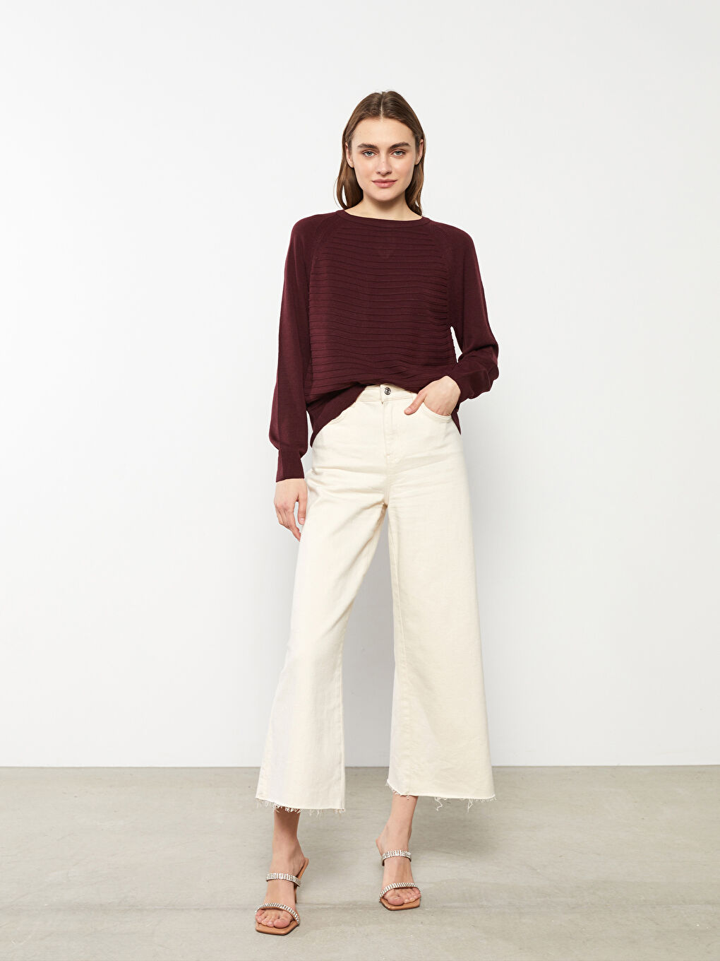 Bordo Bisiklet Yaka Kendinden Desenli Uzun Kollu Kadın Triko Kazak