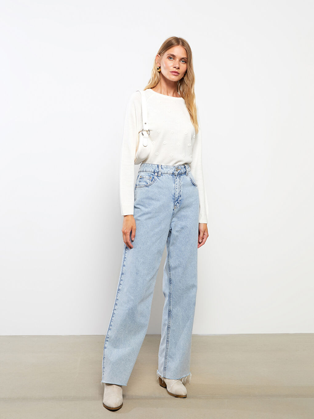 سترة تريكو بياقة دائرية بنقشة ذاتية وكم طويل للسيدات-1