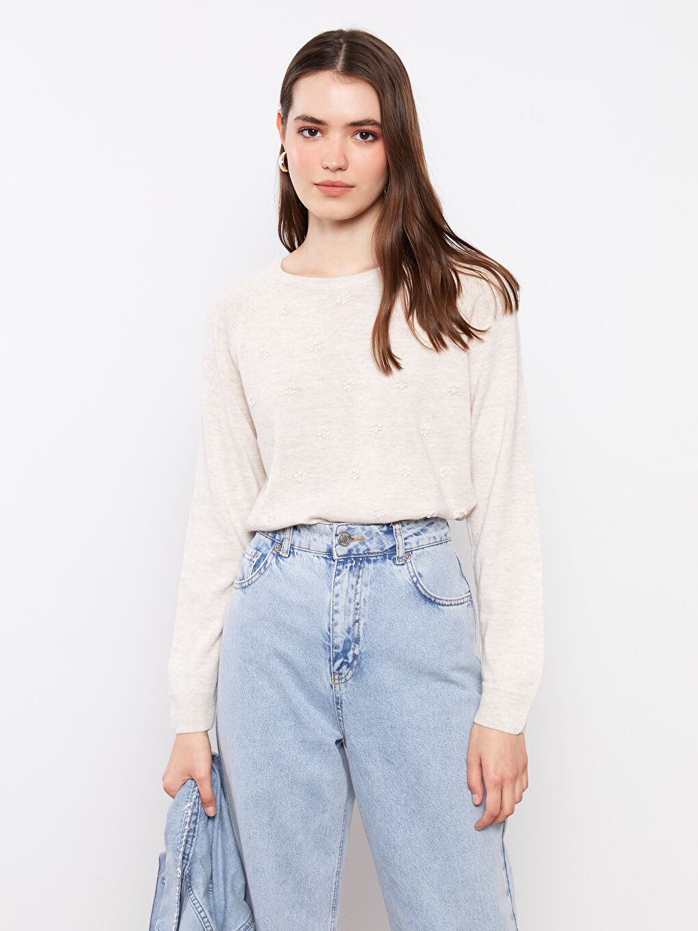 Ekru Bisiklet Yaka Kendinden Desenli Uzun Kollu Kadın Triko Kazak-1