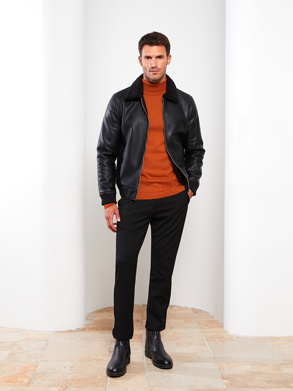 Siyah Standart Kalıp Gömlek Yaka Erkek Deri Görünümlü Mont-2