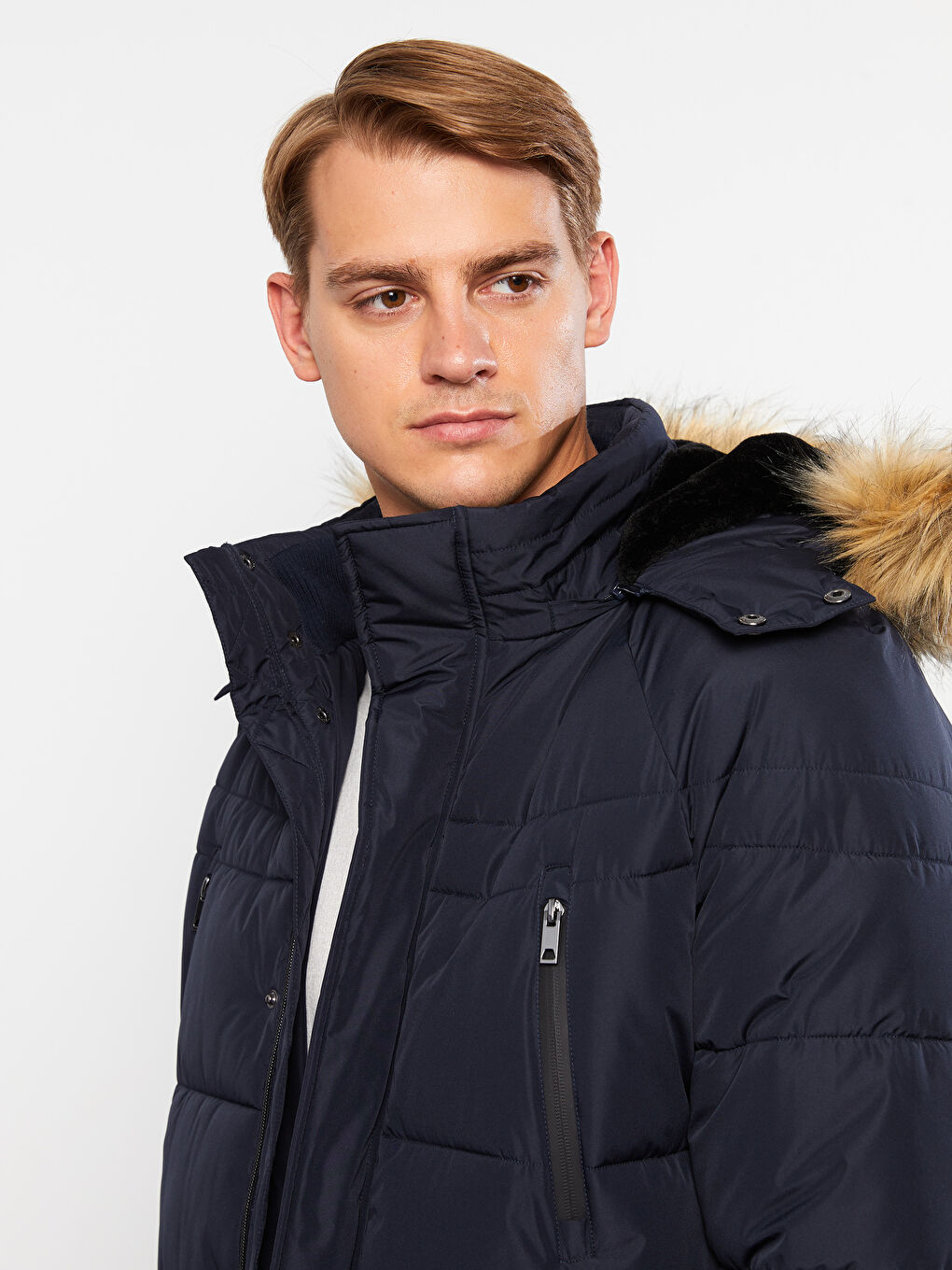 Regular Fit Steppmantel für Herren mit Kapuze-3