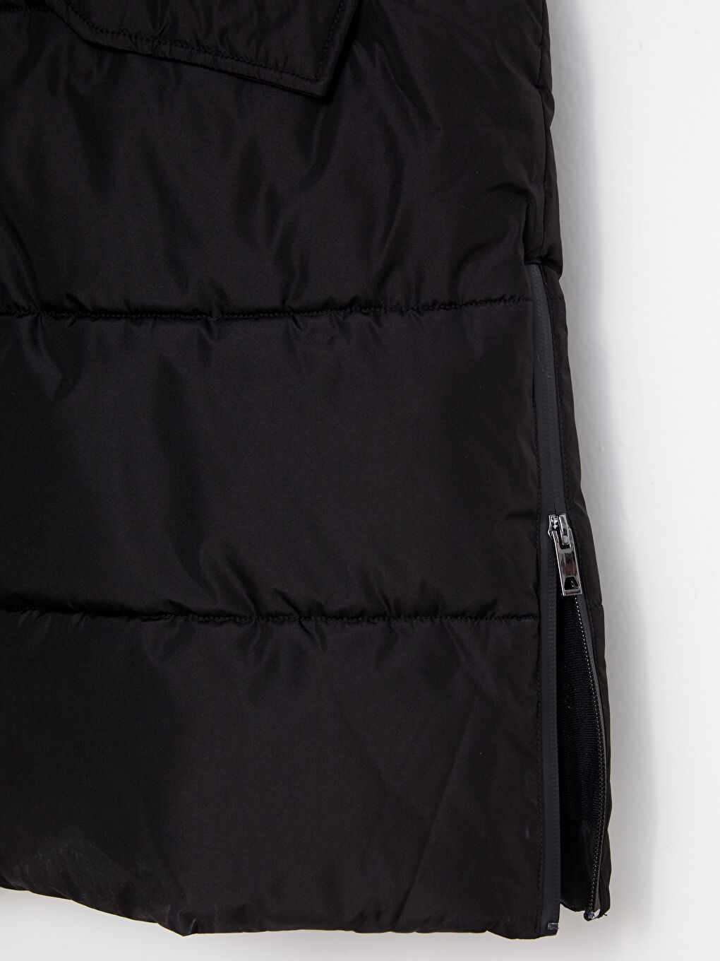 Standard Fit Hooded Men's Puffer Coat-11