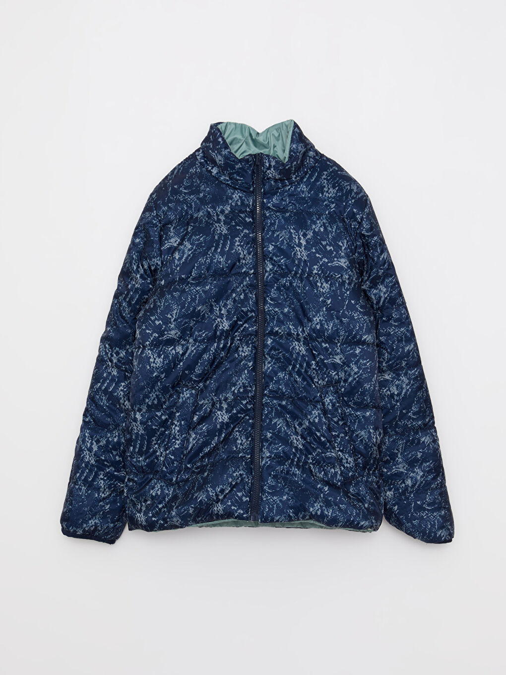 Түзу жағалы қайтымды ұлдарға арналған пальто