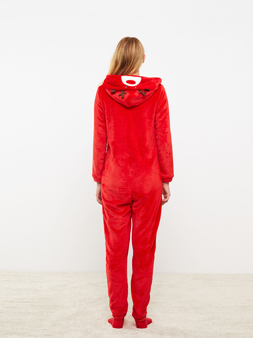 Kırmızı Kapüşonlu Yılbaşı Temalı Uzun Kollu Pelüş Kadın Uyku Tulumu-5