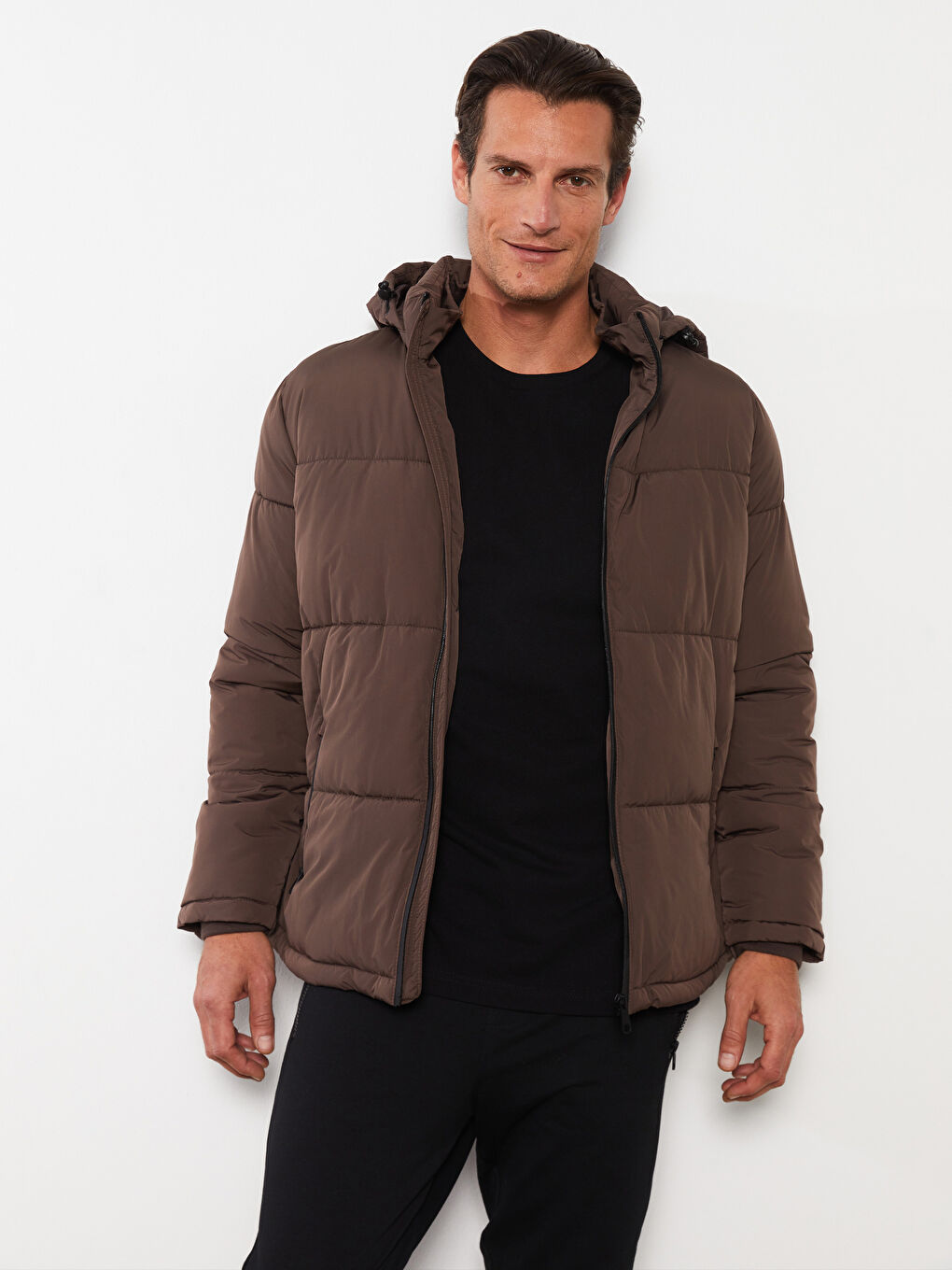 Relaxed Fit Hooded Men's Puffer Coat -W20442Z8-S4N - LC Waikiki