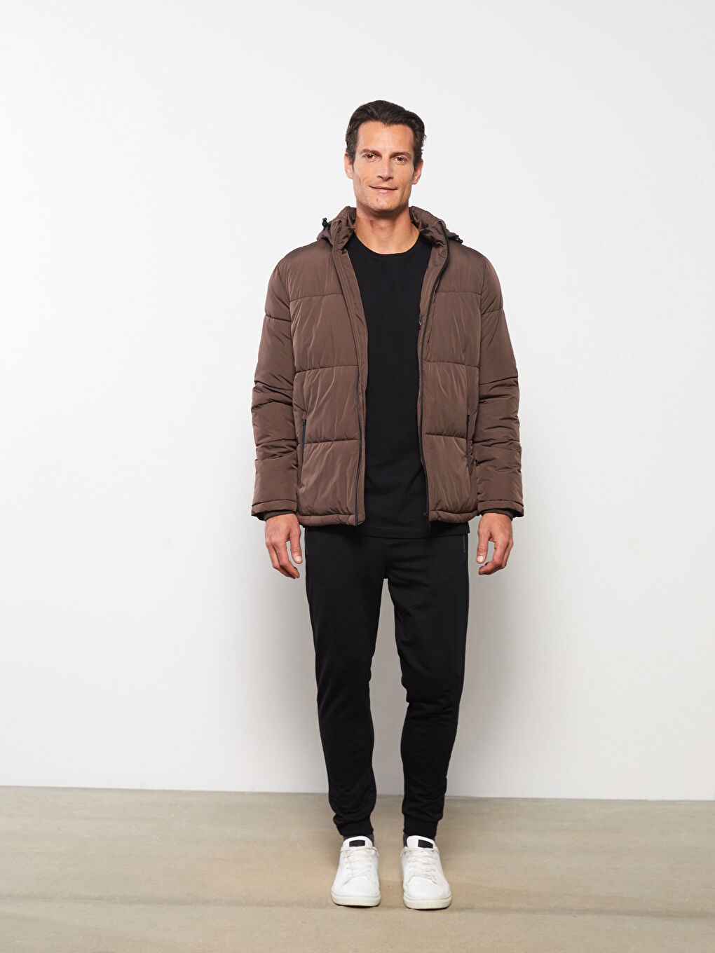 Manteau Bouffant à Capuche Coupe Décontractée pour Hommes-1