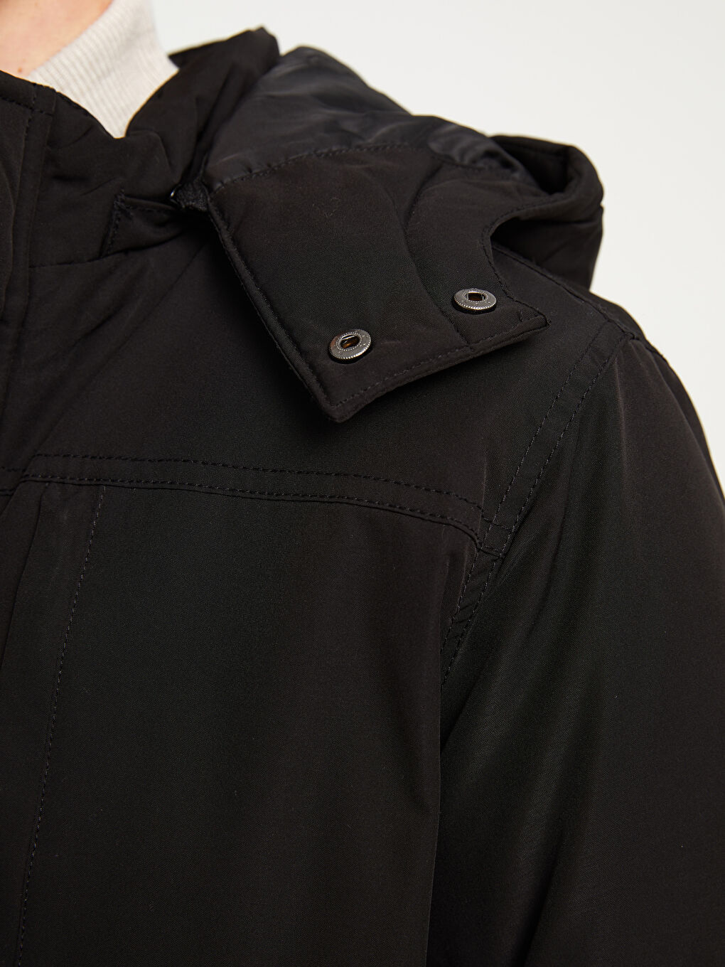LCWAIKIKI Classic Standard Fit Hooded Men's Coat -W20443Z8-CVL