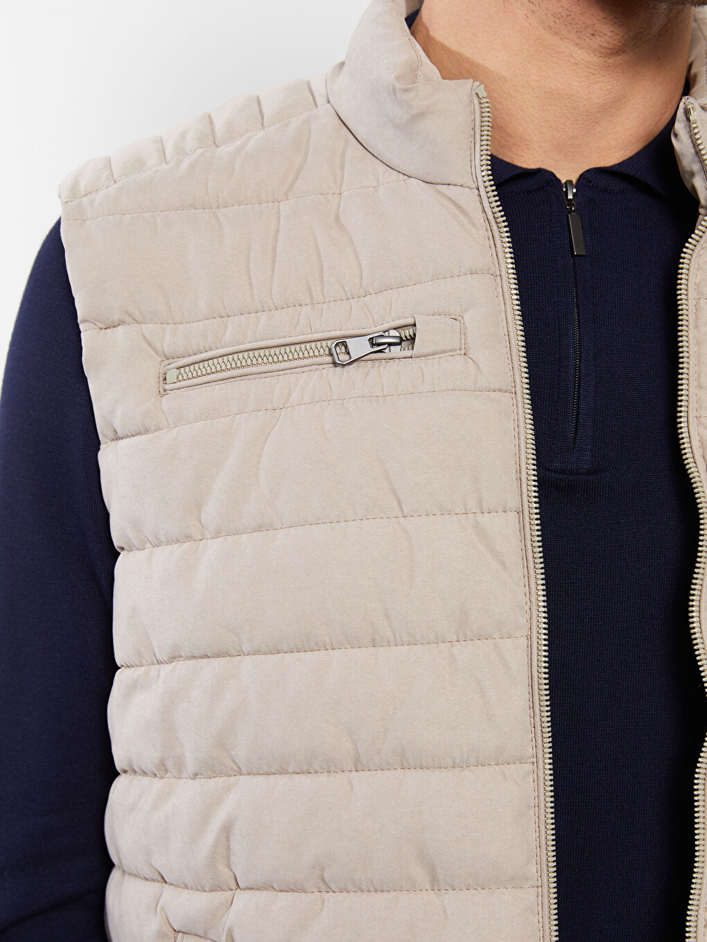 LCWAIKIKI Classic Reguläre Passform Trichterkragen Wildleder Herrenweste -W20444Z8-RQF
