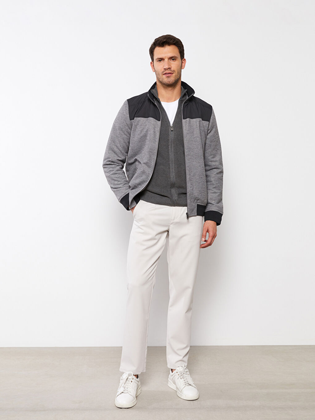 LCWAIKIKI Classic Regulär Geschnittener Mantel für Herren mit Trichterkragen -W20445Z8-LAL