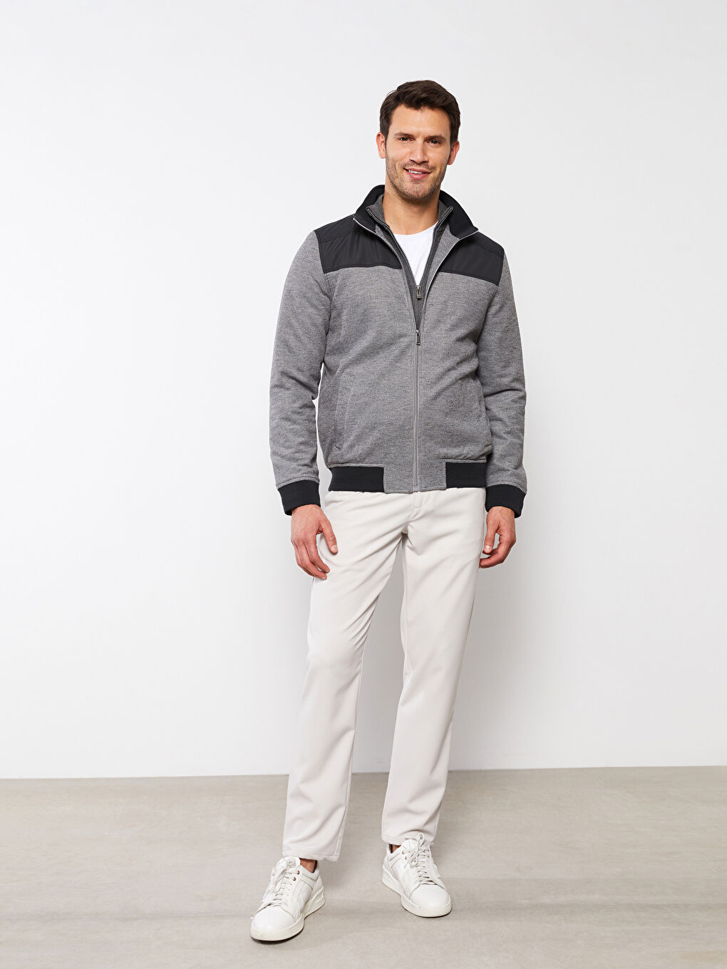 LCWAIKIKI Classic Regulär Geschnittener Mantel für Herren mit Trichterkragen -W20445Z8-LAL