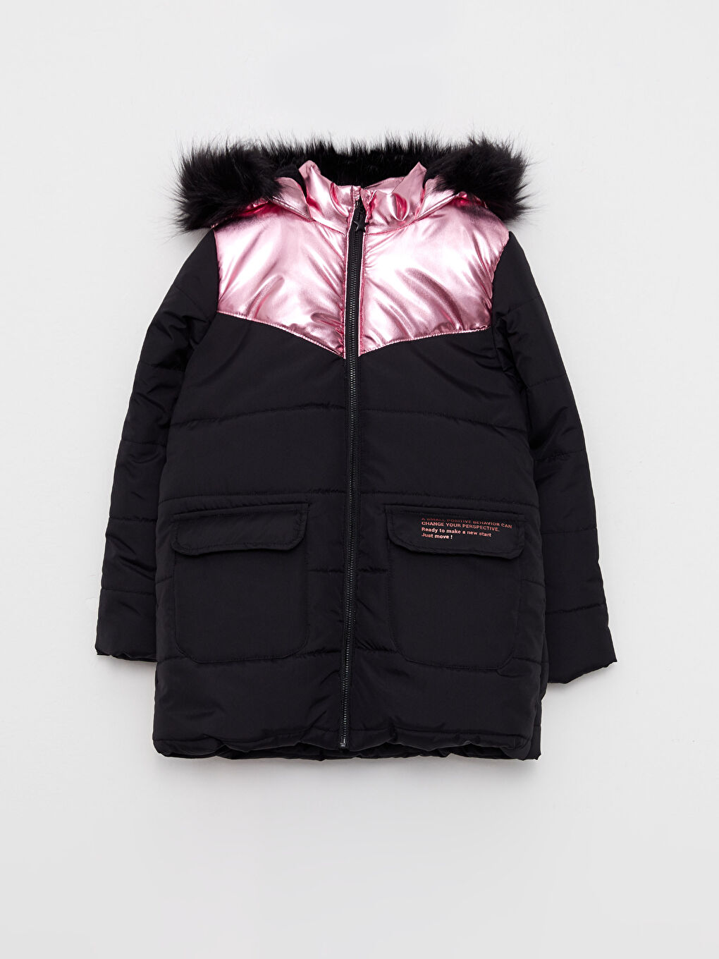 Siyah Kapüşonlu Baskılı Kız Çocuk Mont