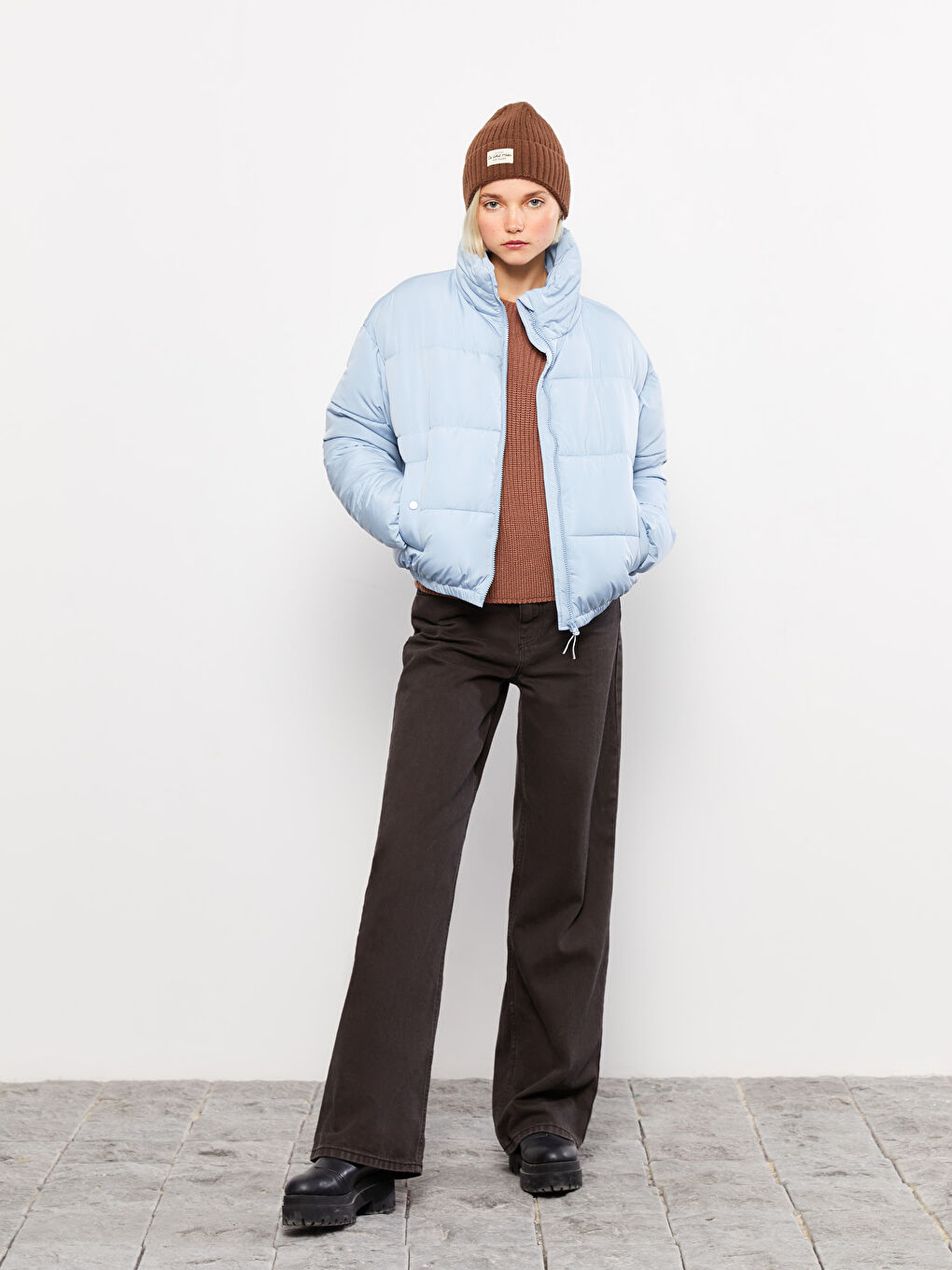 Mavi Dik Yaka Düz Uzun Kollu Kadın Şişme Mont-2