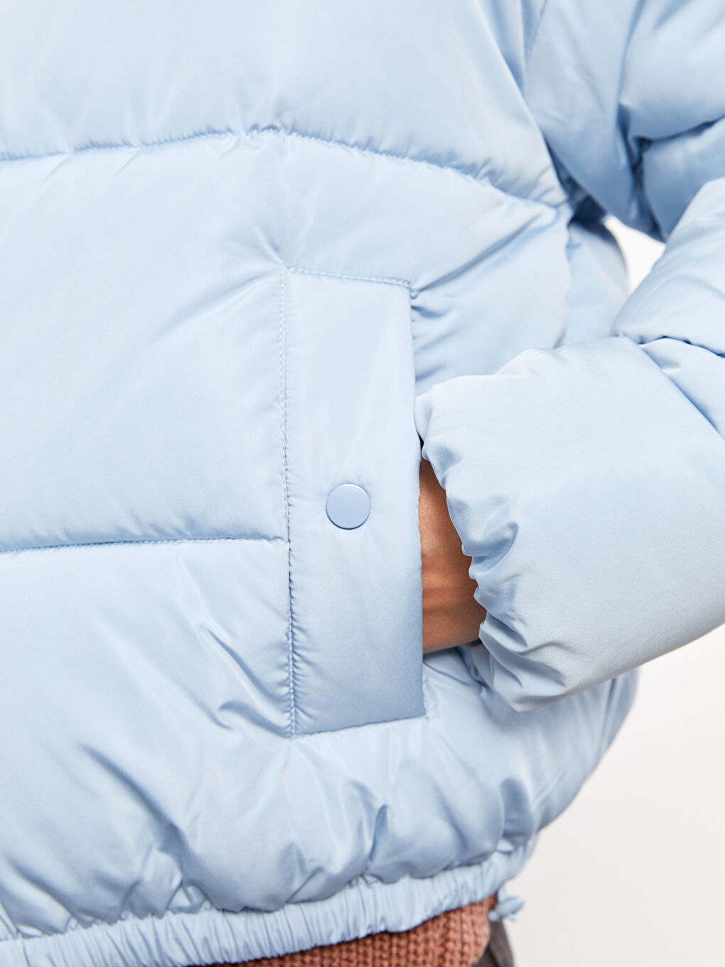 Mavi Dik Yaka Düz Uzun Kollu Kadın Şişme Mont-3