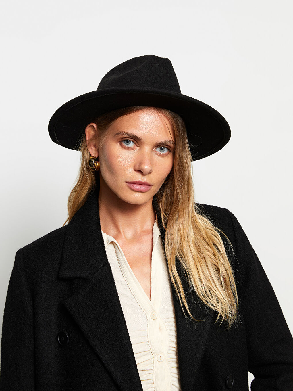 Siyah Şerit Detaylı Kadın Kaşe Fötr Şapka